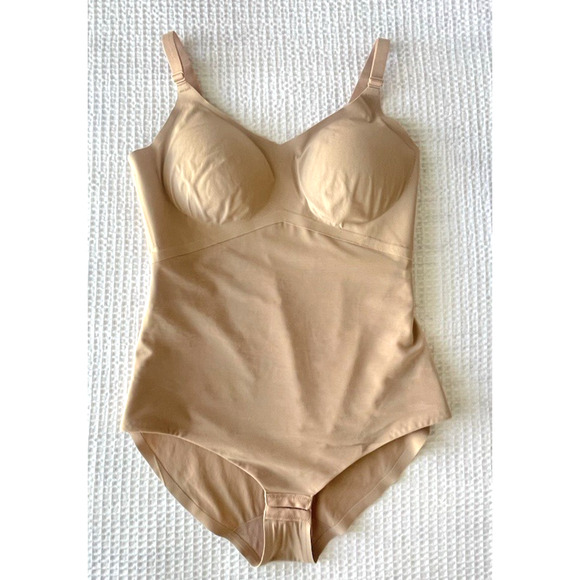 Honeylove Cami Bodysuit Size Medium Petite Sand Shaper Shapewear - Picture 1 of 6